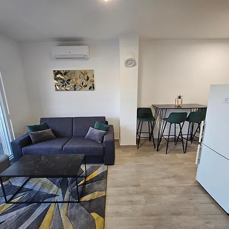 Wanderlust Apartment Komarna Exterior photo