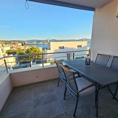Wanderlust Apartment Komarna Exterior photo